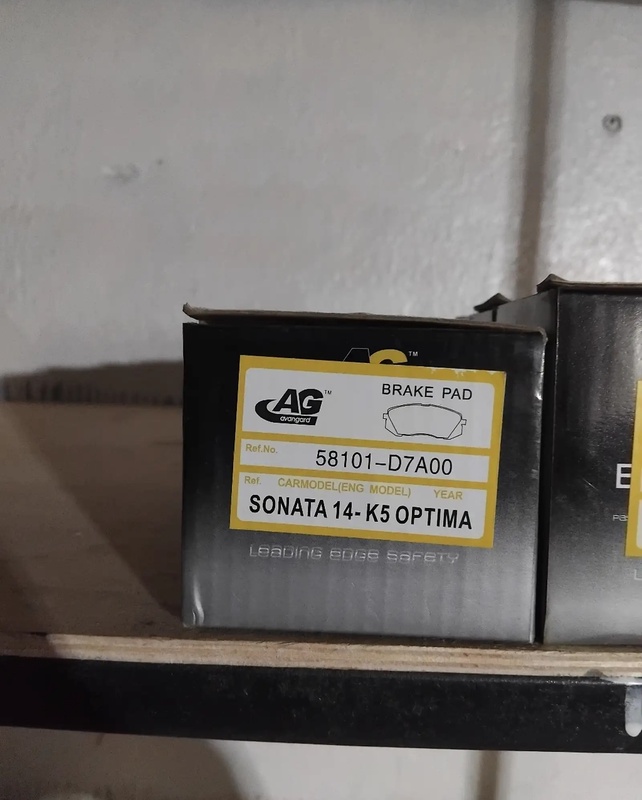 Передние тормозные колодки AG от Hyundai Sonata 14-15